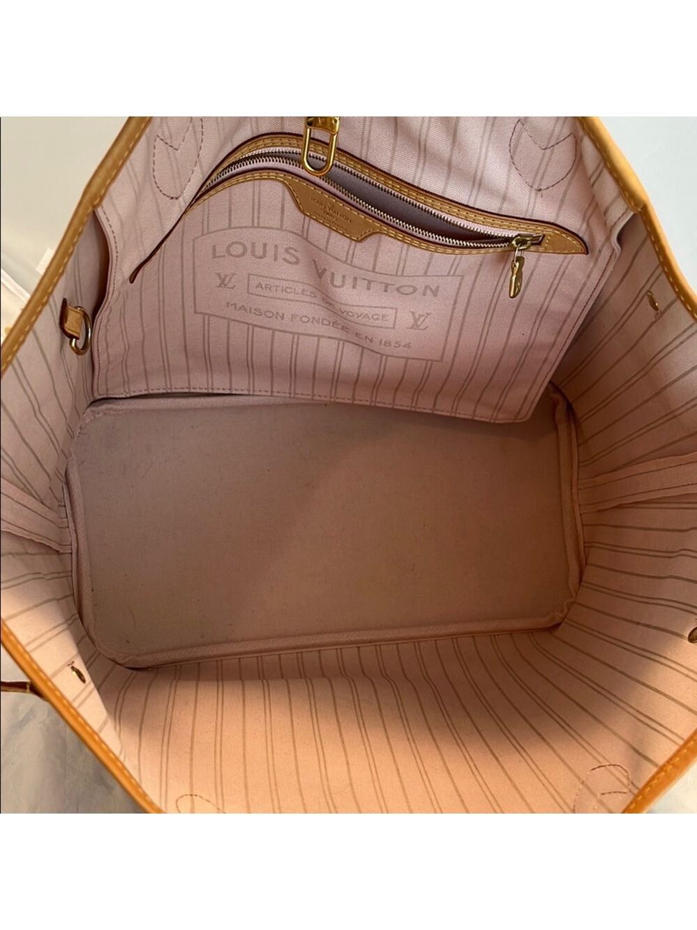 Louis Vuitton Tahitienne Cities Capri Neverfull MM - Picture 11 of 15